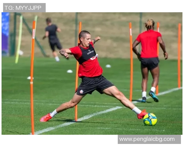 重庆足球队的节奏与风格探索：聚焦球队发展与未来展望